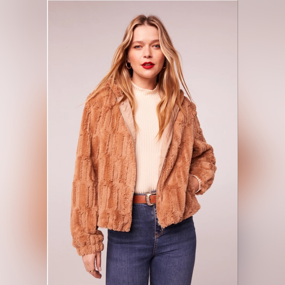 Band of the Free Bohemian Faux Fur Hooded Bomber Jacket Coat Tan Womens Medium
